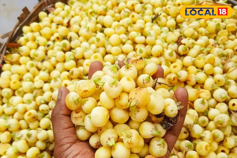 महुआ के फूल