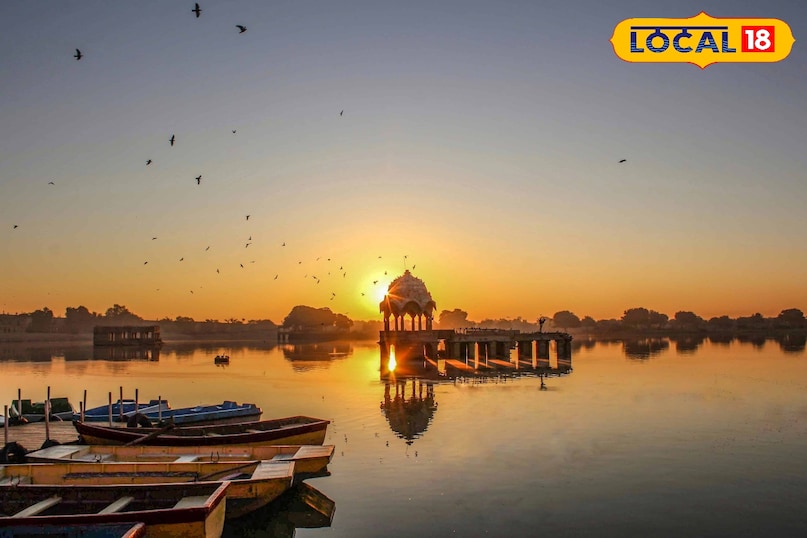 गडीसर झील जैसलमेर का सबसे खूबसूरत और शांत पिकनिक स्पॉट है