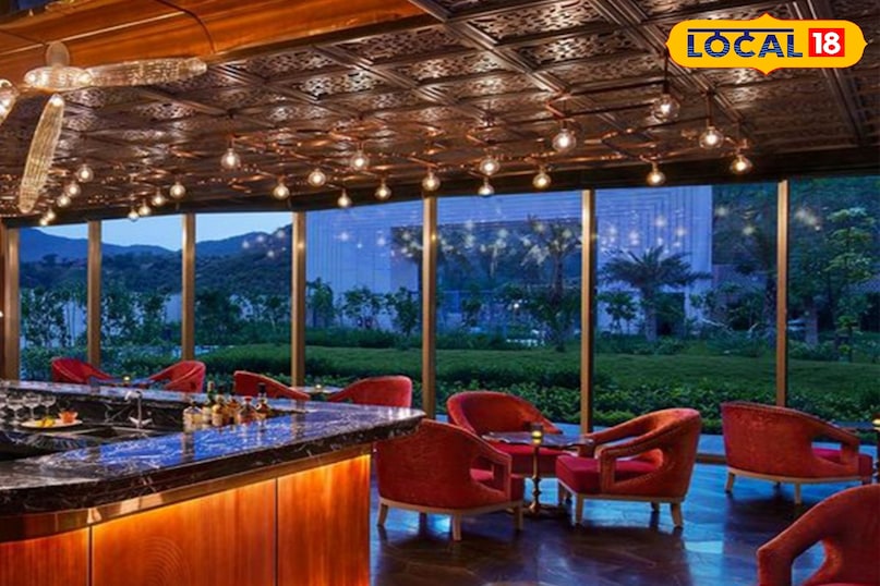 दिल्ली रोड़ पर स्थित हैं होटल ताज आमेर दिल्ली रोड़ पर स्थित हैं होटल ताज आमेर