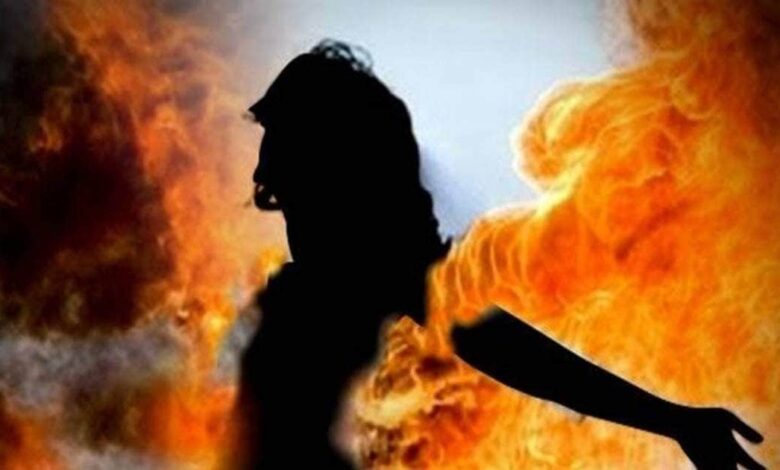 सोते-सोते जल गई 2 सगी बहनें, कोई नहीं बचा पाया, माता पिता पहुंचे तब तक बेटियां लाश में बदल चुकी थी