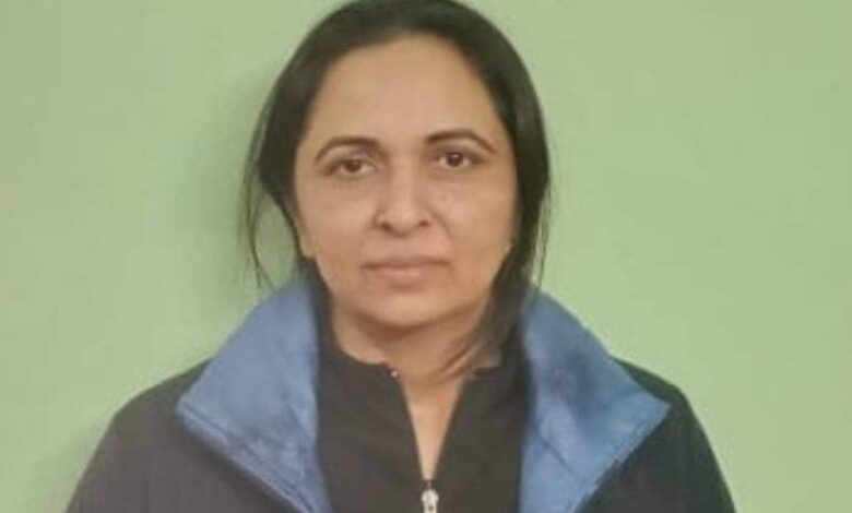 लव मैरिज के बाद पत्नी ने 15 लाख में की सौतन के मर्डर की डील, टारगेट हिट करने से पहले पकड़े गए शूटर