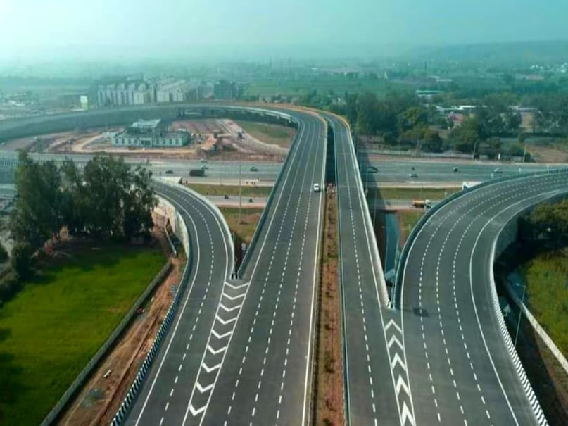 Jaipur News, Rajasthan New Expressway, Greenfield Expressway Rajasthan, Delhi Mumbai Expressway Connectivity, Jamnagar Amritsar Expressway, Jaipur New Expressway Project, NHAI Green Corridor, Rajasthan Road Connectivity, जयपुर न्यूज, राजस्थान नया एक्सप्रेसवे, ग्रीनफील्ड एक्सप्रेसवे राजस्थान, दिल्ली मुंबई एक्सप्रेसवे कनेक्टिविटी, जामनगर अमृतसर एक्सप्रेसवे, जयपुर नया एक्सप्रेसवे प्रोजेक्ट, एनएचएआई ग्रीन कॉरिडोर, राजस्थान सड़क कनेक्टिविटी
