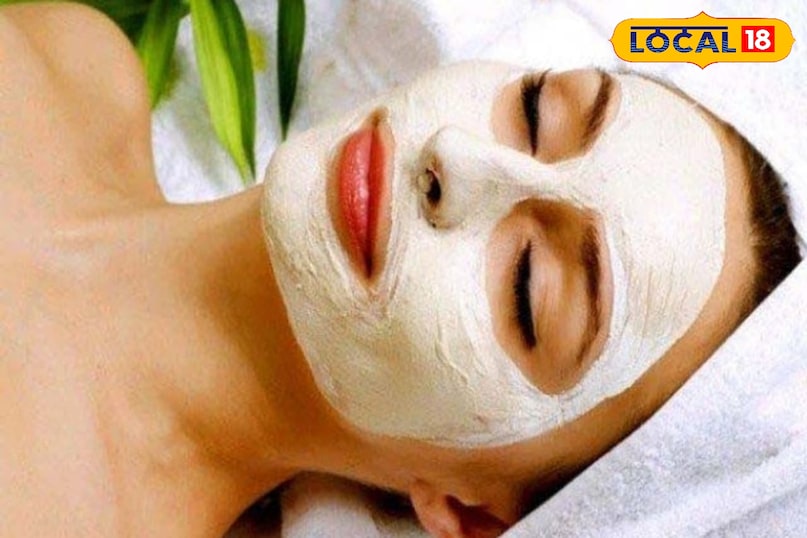 इसके बाद 20 मिनट तक इसको रखना चाहिए और फिर पानी से धोना चाहिए