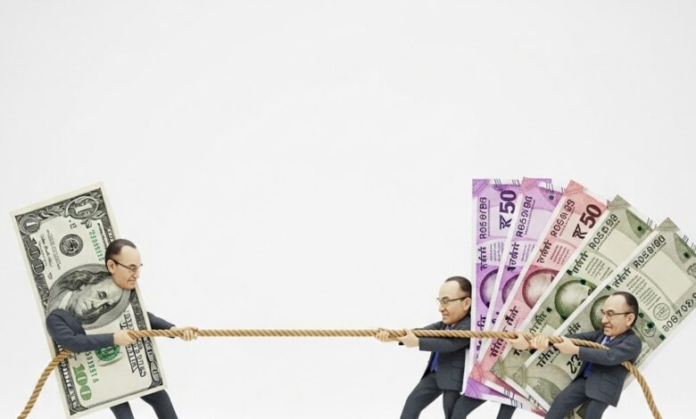 Explainer: इस बार डॉलर के मुकाबले रुपए की गिरावट अलग और वास्तविक क्यों है