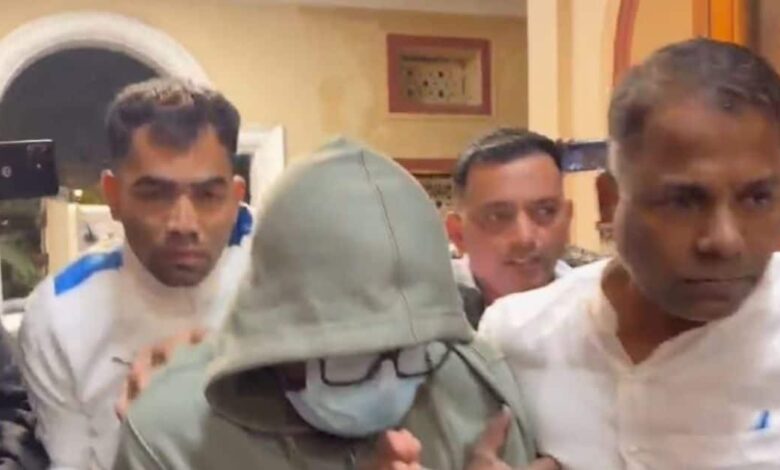 Goa Night Club Fire News | Luthra Brothers Patiala House Court-'हमें माफ कर दो'! कोर्ट में एंट्री करते हाथ जोड़ते नजर आए लूथरा ब्रदर्स, क्या कसेगा कानूनी शिकंजा