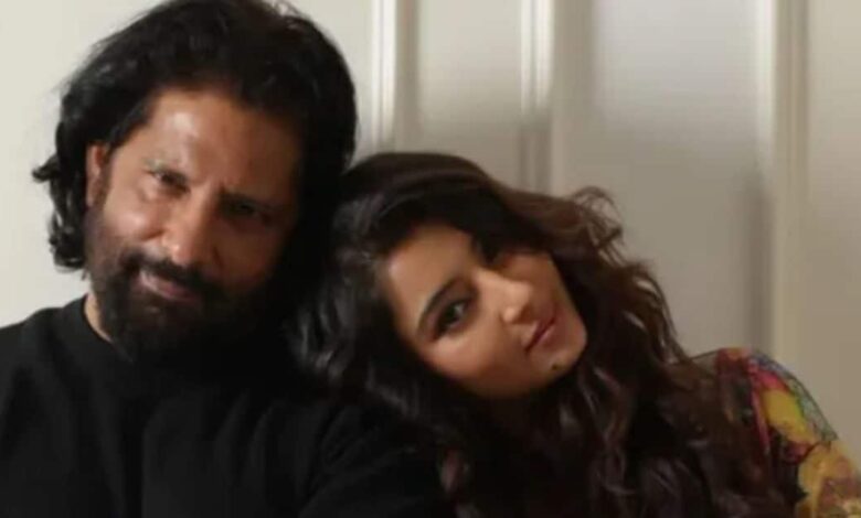 Sara Arjuns father Raj Arjun became emotional at his daughters debut success in Dhurandhar said pahle vo mujhe sambhalti thi ab vo mujko | राज अर्जुन की बेटी सारा अर्जुन का धुरंधर से डेब्यू, पिता ने जताई खुशी.