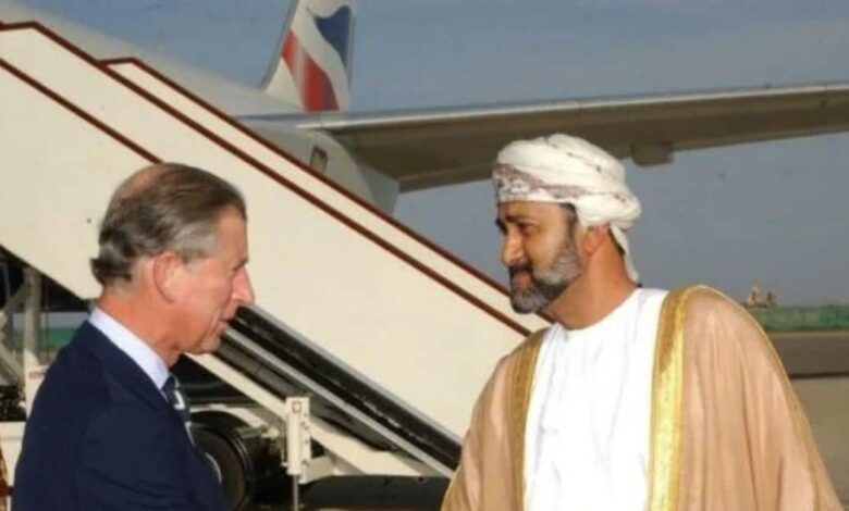 Sultan of Oman luxury lifestyle: ओमान के सुल्तान जीते हैं किस तरह की लक्जरी लाइफस्टाइल, कितने महलों के हैं मालिक 