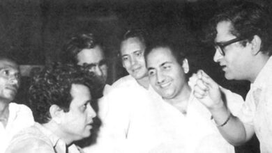 he became singer Inspired by fakir sang 26000 songs in 11 languages and came to be known Aavaaz ka Farishta know as Mohammed Rafi