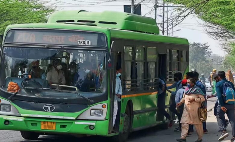 उत्तर प्रदेश सुल्तानपुर में छात्र की हत्या, दिल्ली में DTC बस ड्राइवर की पिटाई से मौत – News18 हिंदी