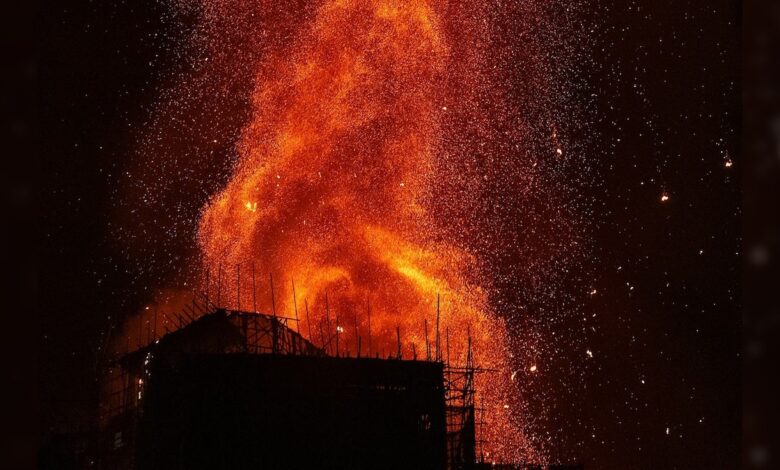 कोटा में शॉर्ट सर्किट से लगी भीषण आग, वैन जलकर हुआ राख, लोगों की उमड़ी भीड़ – News18 हिंदी