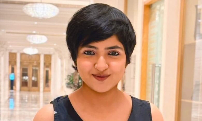 कौन हैं लग्नाजिता चक्रवर्ती? जिनके मां दुर्गा के गाना गाने पर छिड़ा विवाद, 1 गाने ने रातोंरात बनाया था स्टार