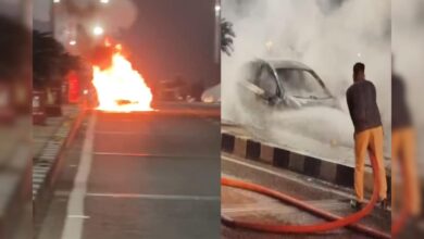 जयपुर में फ्लाइओवर पर दौड़ती कार बनी आग का गोला, दमकल ने पाया काबू, देखें वीडियो