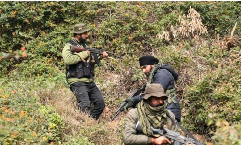 दिल्ली ब्लास्ट की गुत्थी अनंतनाग के जंगलों में, NIA तलाश रही 'मिसिंग लिंक', आरोपी आदिल और जसीर ही बने गाइड