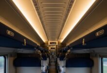 दिसंबर में भारतीय रेलवे हासिल करेगा बड़ी उपलब्धि, आपका भी खत्‍म होने जा रहा है इंतजार, स्‍लीपर वंदेभारत आने वाली है