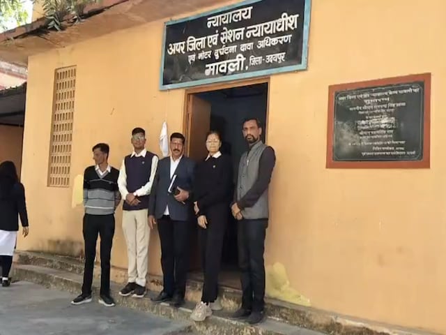 पत्नी का सिर पत्थर से कुचलकर हत्या! कोर्ट ने कहा- भयावह है यह, आरोपी को फांसी पत्नी का सिर पत्थर से कुचलकर हत्या! कोर्ट ने कहा- भयावह है यह, आरोपी को फांसी