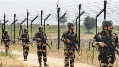 बॉर्डर पर पाकिस्तान कर रहा हथियारों की बारिश, BSF का बड़ा खुलासा - PAK ड्रोन भारतीय जमीन पर गिरा रहे 'मौत'