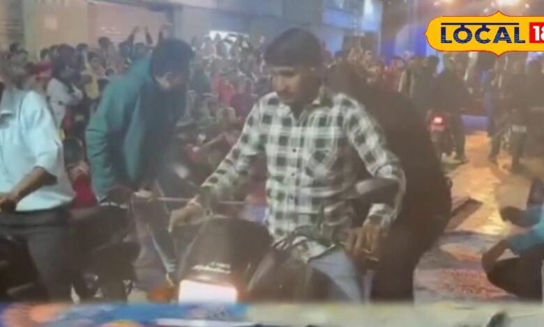 मानव ताकत का हैरतअंगेज नजारा! महेंद्र जोशी ने 55 सेकंड तक रोकीं चार बाइक्स