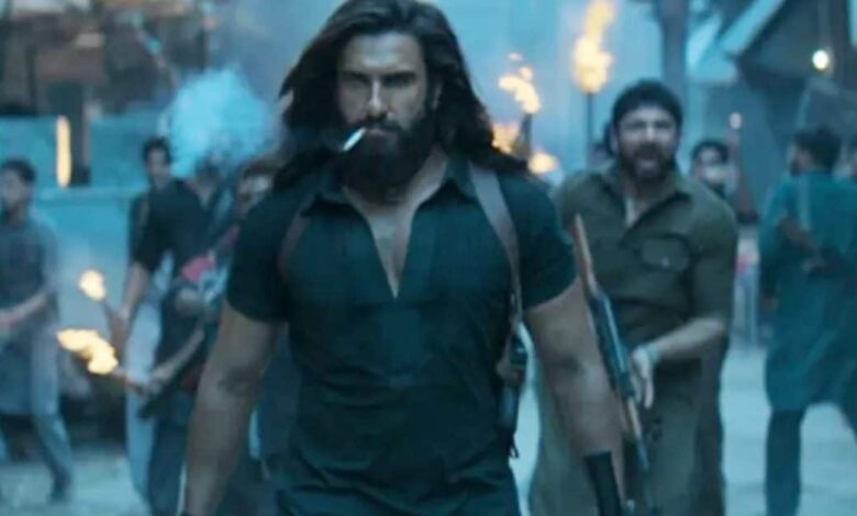 रिलीज से पहले रणवीर सिंह की फिल्म निकली 'धुरंधर', 2008 की मूवी का तोड़ा रिकॉर्ड, होगी बॉलीवुड की सबसे लंबी फिल्म