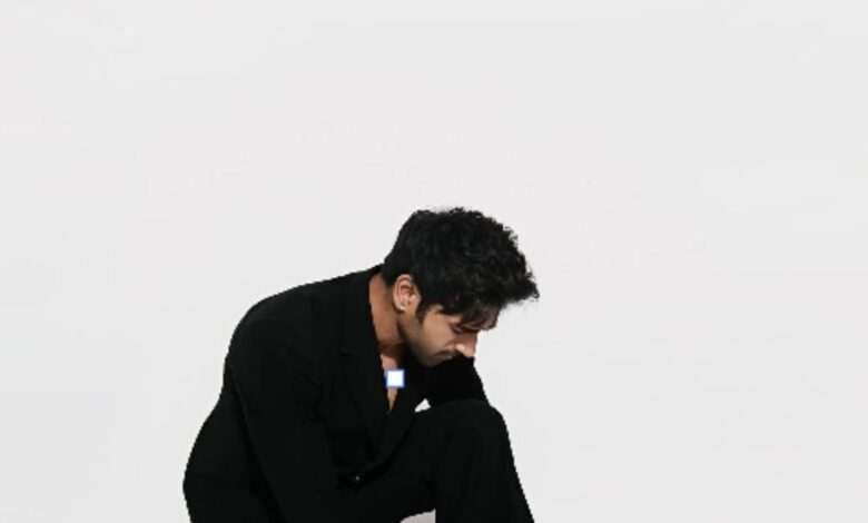 वो हैंडसम हंक स्टार, सेट पर हुआ जिसे को-स्टार से प्यार, 12 साल में कर चुका 16 फिल्मों में काम