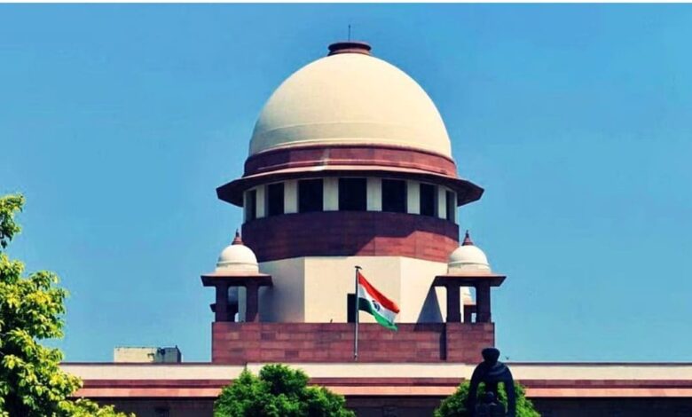 सुप्रीम कोर्ट: निजी डॉक्टर भी 'PM गरीब कल्याण योजना' के हकदार, कोविड में जान गंवाने वाले डॉक्टर को मिलेगा 50 लाख