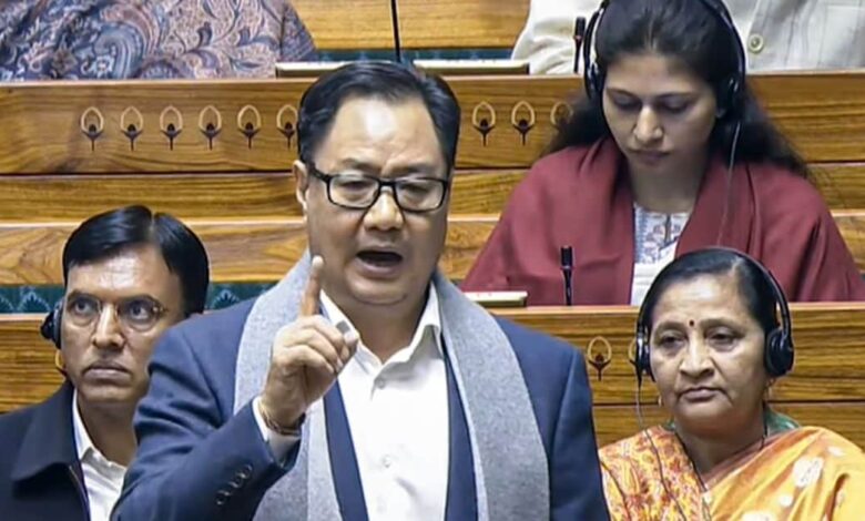 सोनिया गांधी से माफी मांगें, पीएम मोदी के खिलाफ आपत्तिजनक नारे पर संसद में हंगामा, भाजपा हमलावर