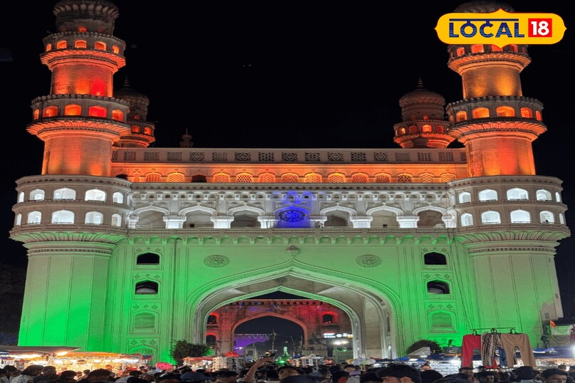 चारमीनार शहर के दिल में स्थित चारमीनार हैदराबाद का सबसे प्रतिष्ठित प्रतीक है। 1591 में मुहम्मद कुली कुतुब शाह द्वारा निर्मित यह भव्य स्मारक अपनी चार मीनारों के लिए जाना जाता है। इसके आसपास का इलाका, खासकर प्रसिद्ध लाड बाज़ार, खरीदारी और स्थानीय संस्कृति को अनुभव करने के लिए बेहतरीन है। यह वास्तुकला का एक अद्भुत नमूना है जो शहर के गौरवशाली अतीत को दर्शाता है। चारमीनार शहर के दिल में स्थित चारमीनार हैदराबाद का सबसे प्रतिष्ठित प्रतीक है। 1591 में मुहम्मद कुली कुतुब शाह द्वारा निर्मित यह भव्य स्मारक अपनी चार मीनारों के लिए जाना जाता है। इसके आसपास का इलाका, खासकर प्रसिद्ध लाड बाज़ार, खरीदारी और स्थानीय संस्कृति को अनुभव करने के लिए बेहतरीन है। यह वास्तुकला का एक अद्भुत नमूना है जो शहर के गौरवशाली अतीत को दर्शाता है।