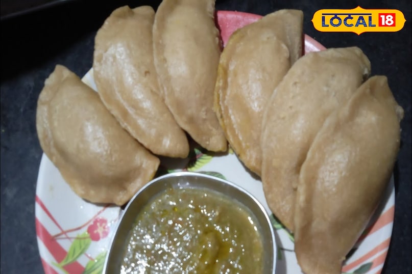 गोझा मिठाई 