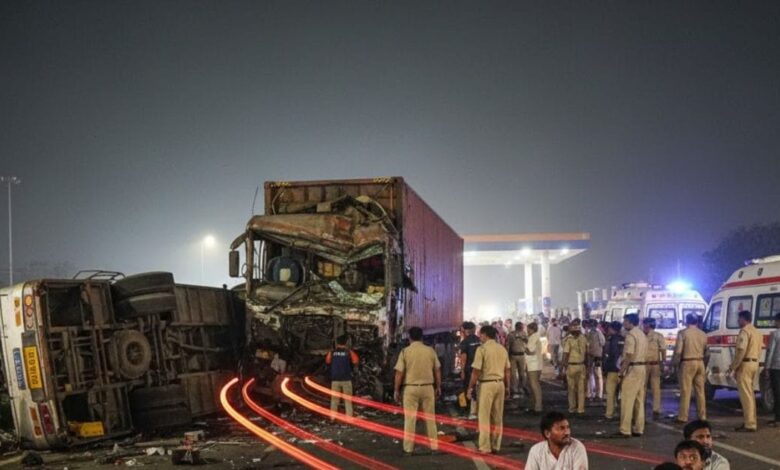 किशनगढ़ सड़क हादसा: बस और ट्रेलर की भिड़ंत