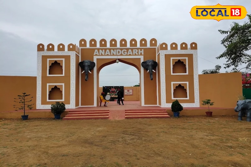 कैसे पहुंचें आनंदगढ़ यह फार्म शमीरपेट झील के पास केशवरम गांव में स्थित है, जो हैदराबाद से लगभग 40 किमी दूर है। कार से 1 से 1.5 घंटे की ड्राइव और बस से TSRTC या निजी बस लेकर केशवरम स्टॉप पर उतरें, वहां से ऑटो उपलब्ध हैं।