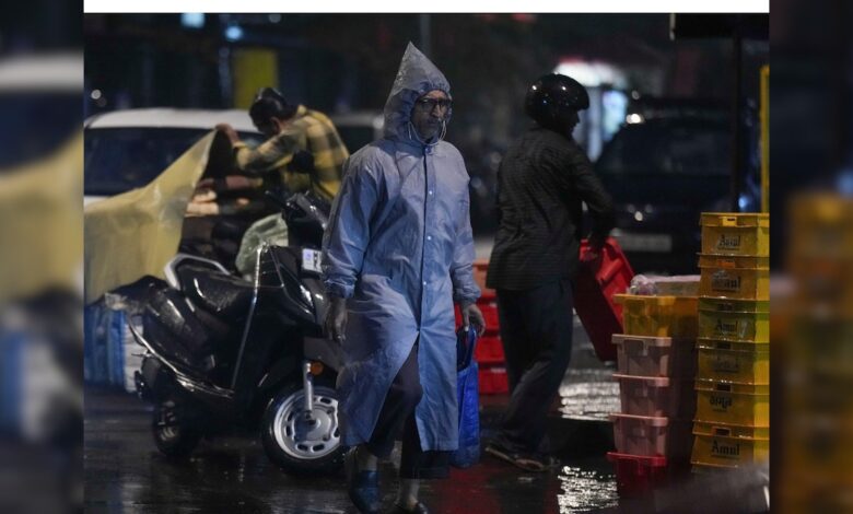 Bay of Bengal Cyclonic Circulation| IMD Rainfall ALert| Bay of Bengal Latest News| Rain Alert: 9 जिलों में 48 घंटों तक मूसलाधार बारिश, IMD की आ गई चेतावनी, हड्डियां गलाने वाली होगी प्रचंड ठंड