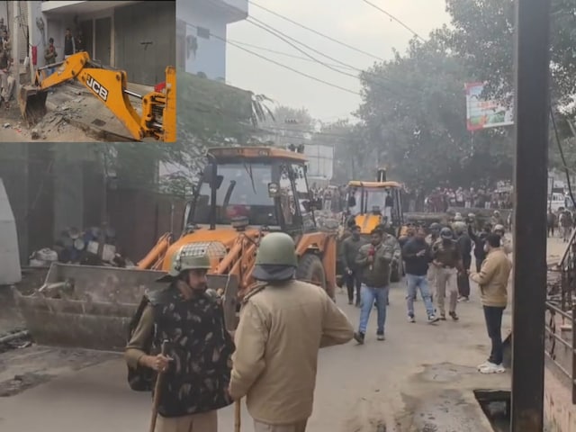 Live: चौमूं में जहां चले थे पत्थर, वहां गरज रहे बुल्डोजर, जानें पल-पल का अपडेट