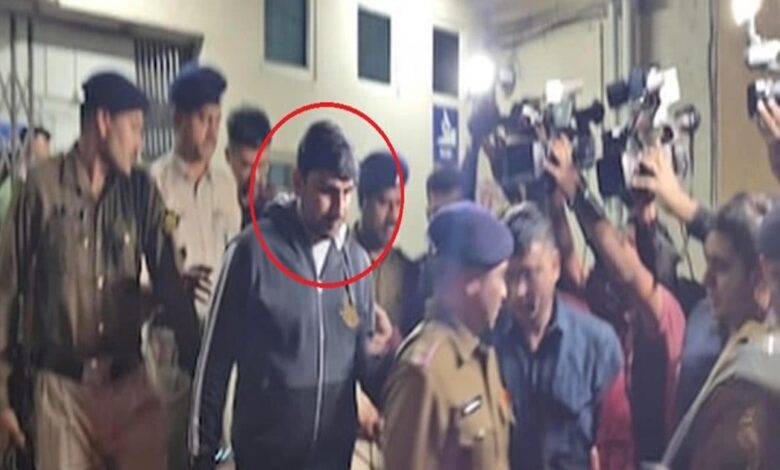 Gujarat IAS Arrested | ED Arrested Gujarat IAS- कलेक्टर ऑफिस या वसूली का अड्डा? गुजरात के IAS राजेंद्रकुमार पटेल पर ED का शिकंजा, क्या अब खुलेंगे कई बड़े राज?