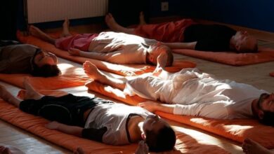 Health Benefits of Yoga Nidra: योग निद्रा करने से क्या होता है