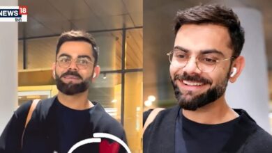 Virat Kohli Anushka Sharma: दिल में छपवाया अनुष्का का नाम! A अक्षर वाले आउटफिट में भारत आए विराट कोहली