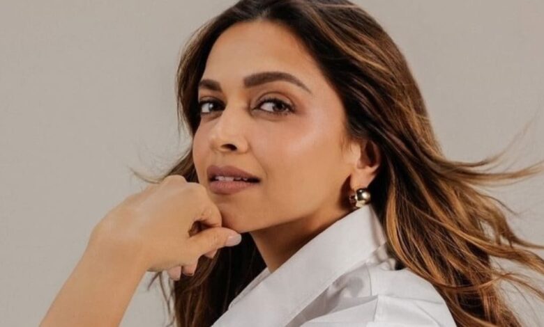 दीपिका पादुकोण ने काटा केक, फैंस के साथ मनाया अपना 40वां जन्मदिन, देखिए प्री-बर्थडे सेलिब्रेशन की झलकियां