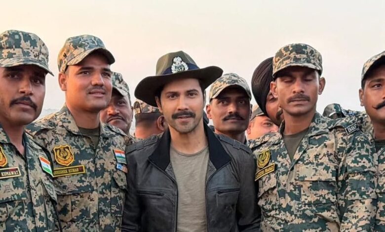 वरुण धवन ने 'घर कब आओगे' गाने पर लगाया सुर, बीएसएफ के जवानों के साथ जमाया रंग, दिल को छू जाएगा वीडियो