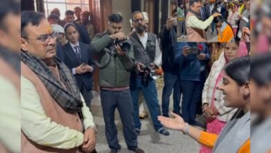 वीर रस कविता पाठ से रिया ने जीता दिल, तारीफ करने से खुद को नहीं रोक पाए सीएम भजनलाल