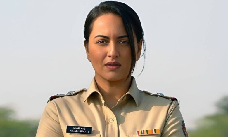 लोहार्गल में पुलिस की वर्दी में दौड़ती नजर आई बॉलीवुड स्टार सोनाक्षी सिन्हा, प्रशंसकों का लग गया जमघट