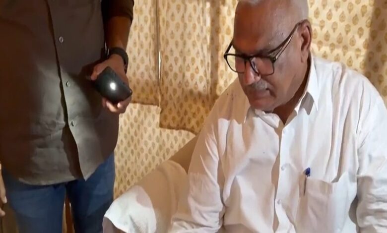 बीजेपी अध्यक्ष के स्वागत में नेता को लगी चोट, मदद के लिए खुद आगे आ गए नितिन नवीन!