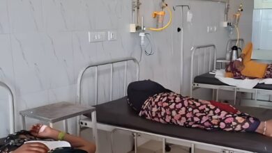 शादी में नेग की राशि पर मची 'महाभारत', रणभूमि बन गया पूरा गांव, एक-दूसरे पर टूट पड़े लोग और जमकर चले लाठी-भाटा