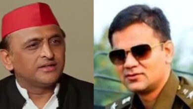 Akhilesh Yadav IPS Ajay Pal Sharma News: बीजेपी ने टेस्‍ट क‍िए एजेंट भेजे हैं... IPS अजय पाल शर्मा को हड़काते देख अख‍िलेश यादव आगबबूला