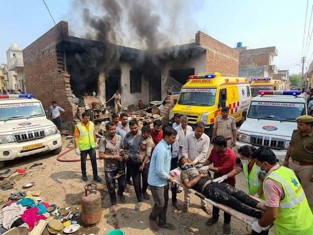 भिवाड़ी में बड़ा हादसा: सिलेंडर फटने से 7 झुलसे!