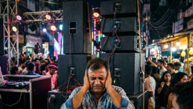 DJ की आवाज से मर गईं मुर्गियां...क्या इंसानों के लिए भी है खतरा? डॉक्टर के जवाब से चौंक जाएंगे