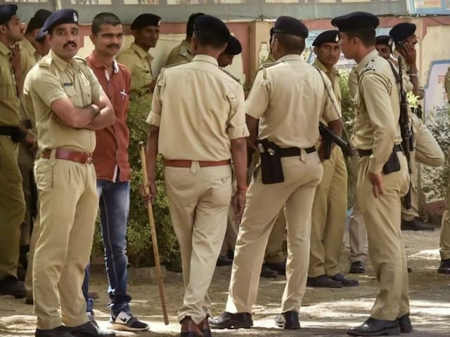 IPL मैच से पहले जयपुर में हड़कंप, विस को उड़ाने की धमकी, बम निरोधक टीम पहुंची