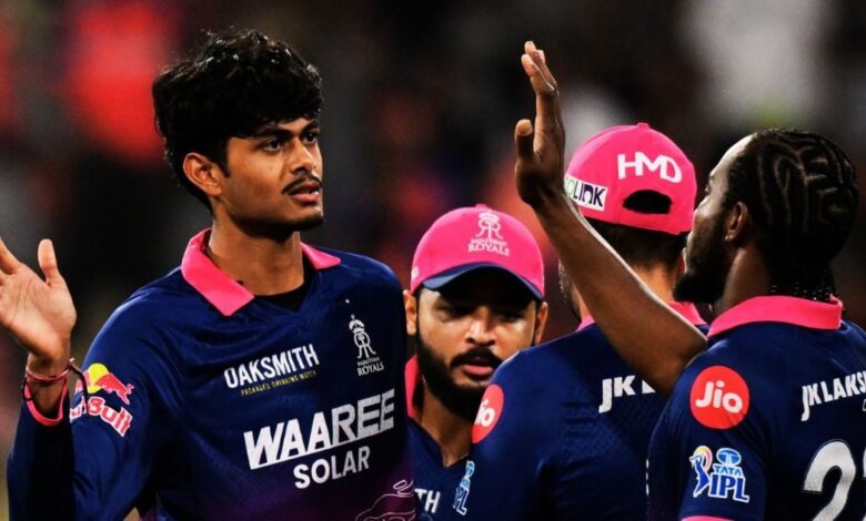 PBKS vs RR Turning Point: 6 फीट 4 इंच लंबे स्पिनर की 2 बॉल ने पलट दिया मैच का पासा, फुल स्पीड में दौड़ती पंजाब किंग्स की ट्रेन पटरी से उतरी