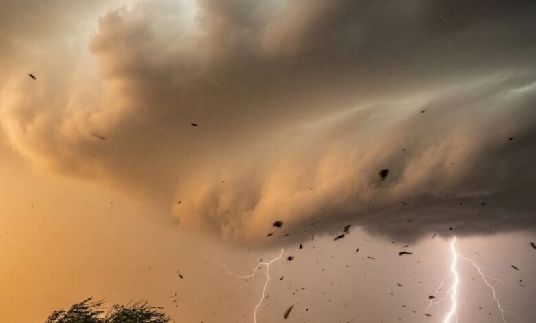 Today Weather Live | Aaj Ka Mausam Live: 80KM रफ्तार वाली आंधी, UP-बिहार में मचेगा हाहाकार! मई से पहले मानसून का ट्रेलर? IMD का 36 घंटे वाला अलर्ट