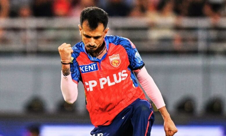Yuzvendra Chahal Creates History: युजवेंद्र चहल ने 'ट्रिपल सेंचुरी' जमा रचा इतिहास, ऐसा करने वाले दुनिया के पहले गेंदबाज ...