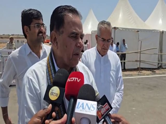 रिफाइनरी में आग से मचा हड़कंप! हेलीकॉप्टर से पहुंची NIA टीम, राजनीति गरमाई