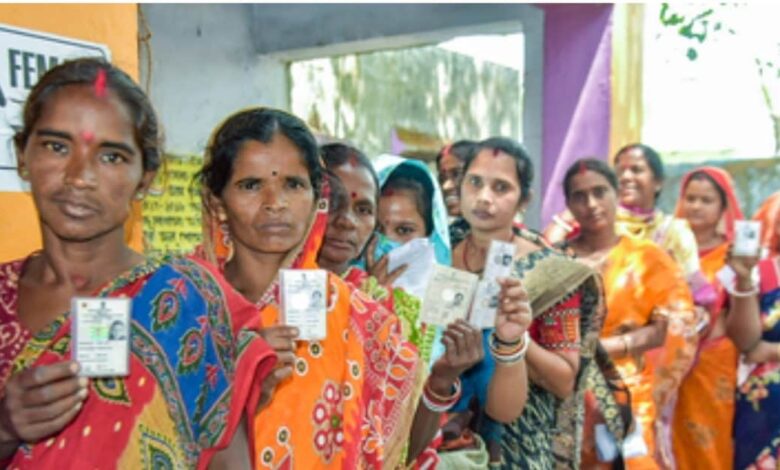 एंटी-इनकंबेंसी का पुराना मिथक चकनाचूर, बंपर वोटिंग से राजनीतिक विश्लेषक भी हैरान, महिलाओं ने किया बड़ा खेला?