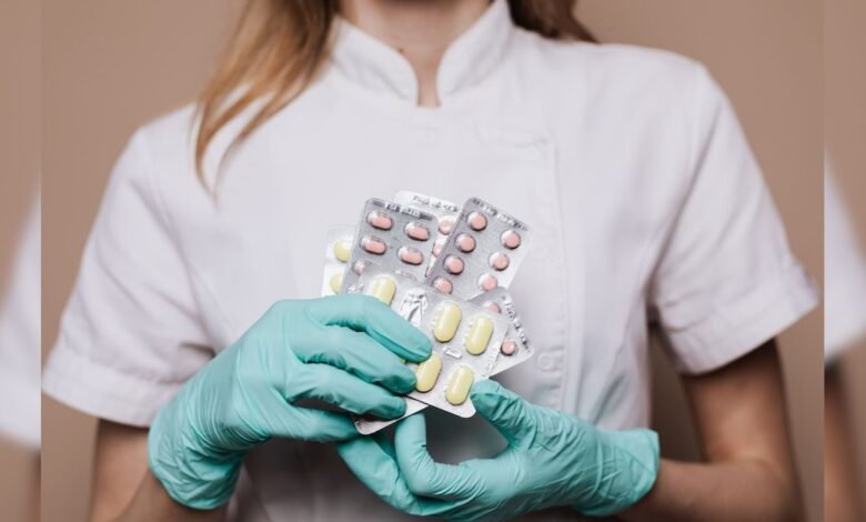 कमर दर्द को नजरअंदाज करना पड़ सकता है भारी, बिना दवा ऐसे पाएं राहत – News18 हिंदी